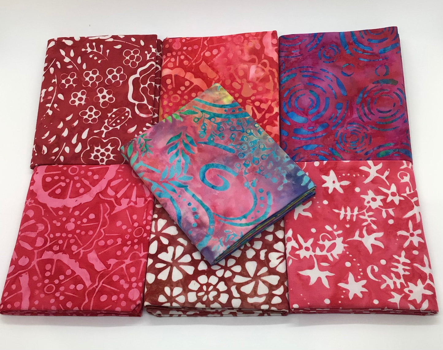 Komo Batiks Fat Quarter Bundle - 25 Pieces - Beachside Knits N Quilts